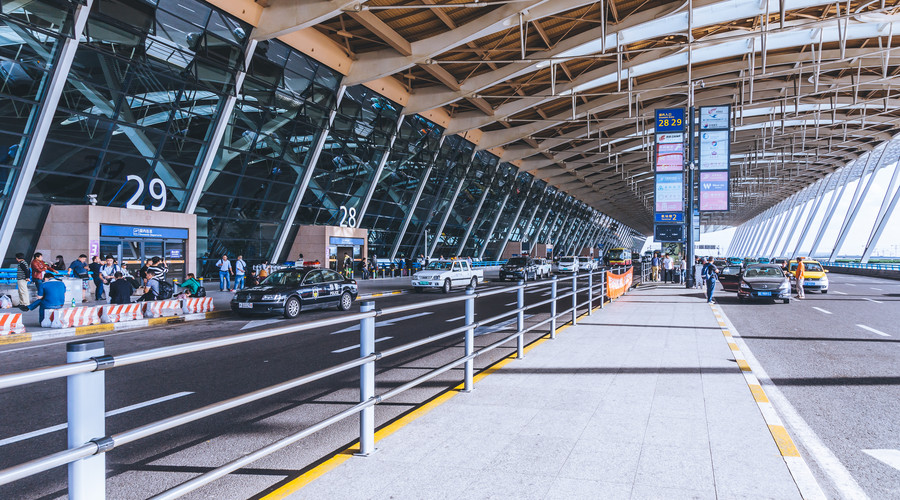 香港国际机场启用20年 未来会发展成啥样？