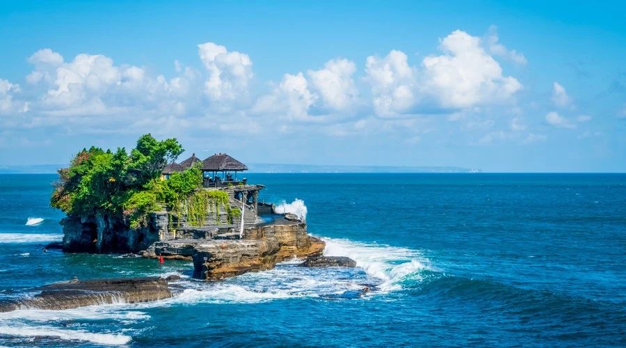 疫情恶化 印尼巴厘岛将推迟对外国游客开放