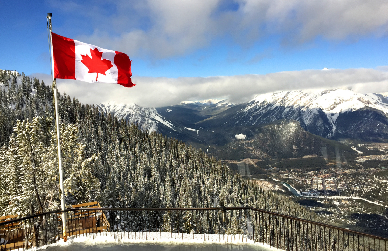 加拿大简化中国游客签证 促进冬季旅游
