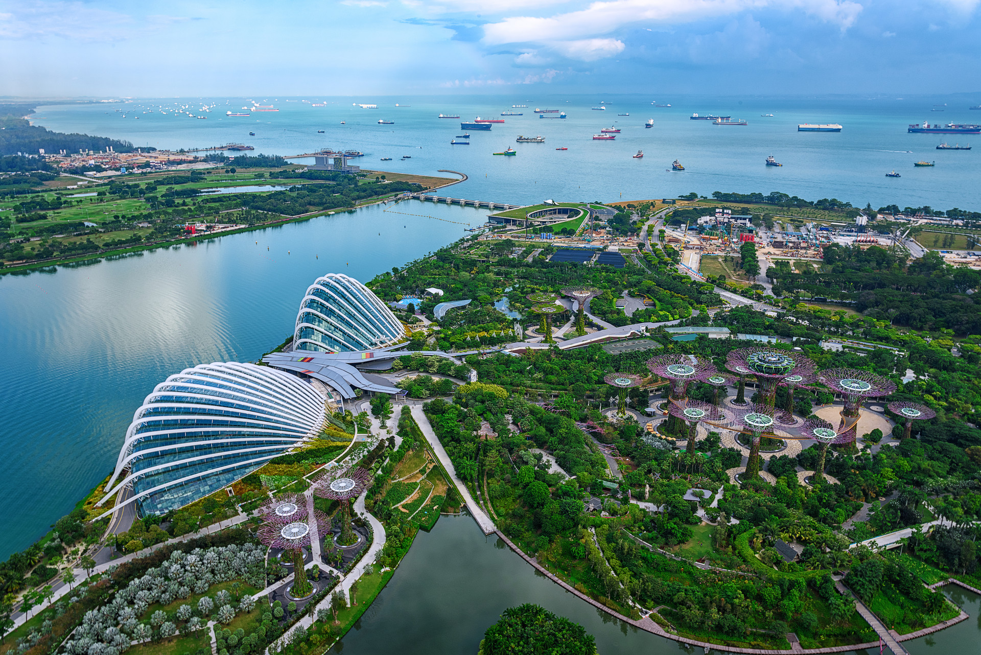 新加坡对中国公民实行有条件的96小时过境免签政策
