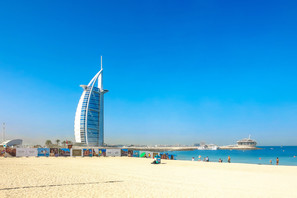 卡塔尔旅游业复苏 今年一季度游客量同比增长700%