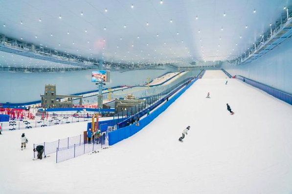 全球最大的室内滑雪场亮相成都 7月初开启试运营