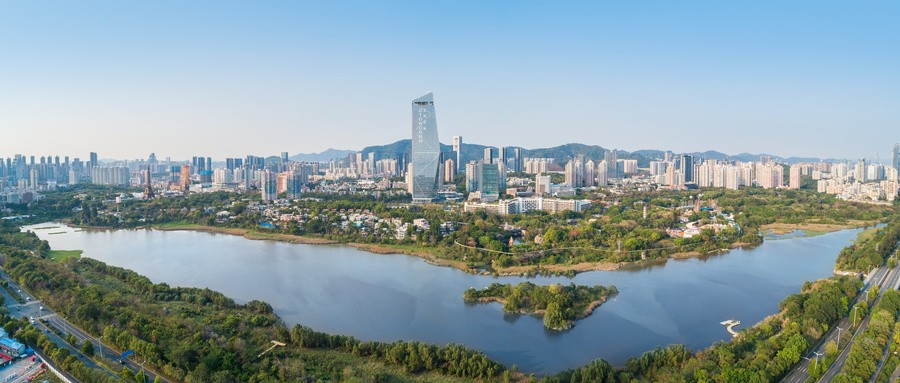 华侨城A一季度营业收入为85.47亿元，同比增长25.35%。
