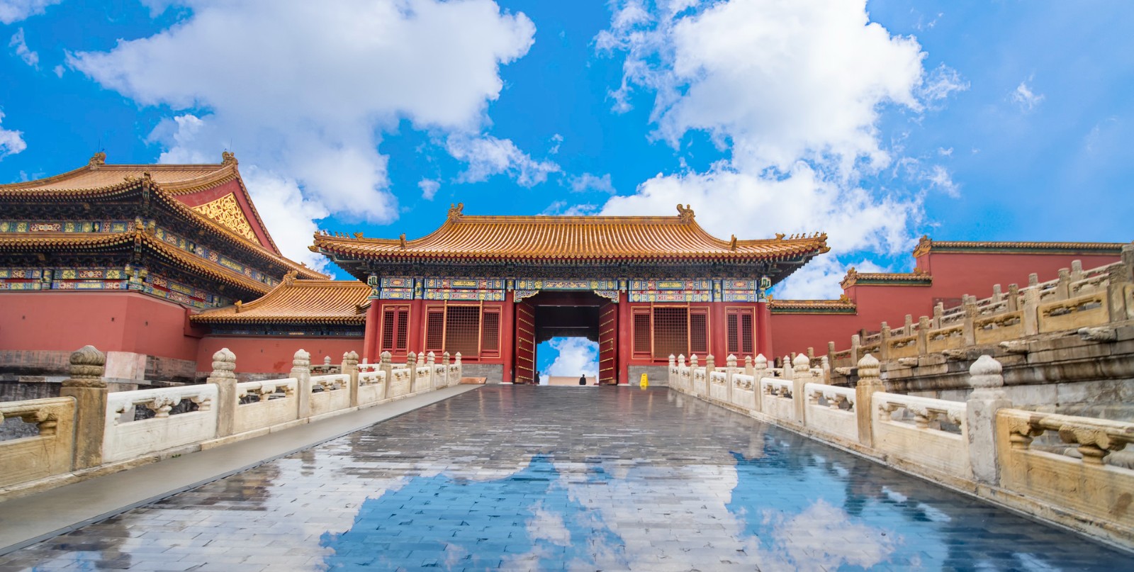 今年前三季度北京接待旅游人数1.98亿人次