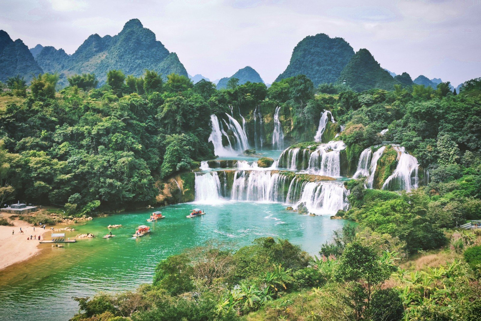 广西投资1亿元以上的文化旅游产业重大项目262个