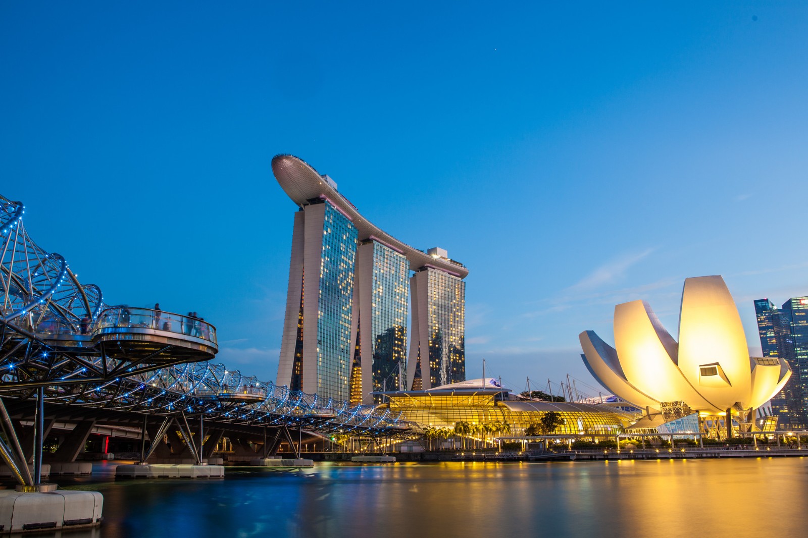 新加坡政府将拨款近5亿新元助力旅游业复苏