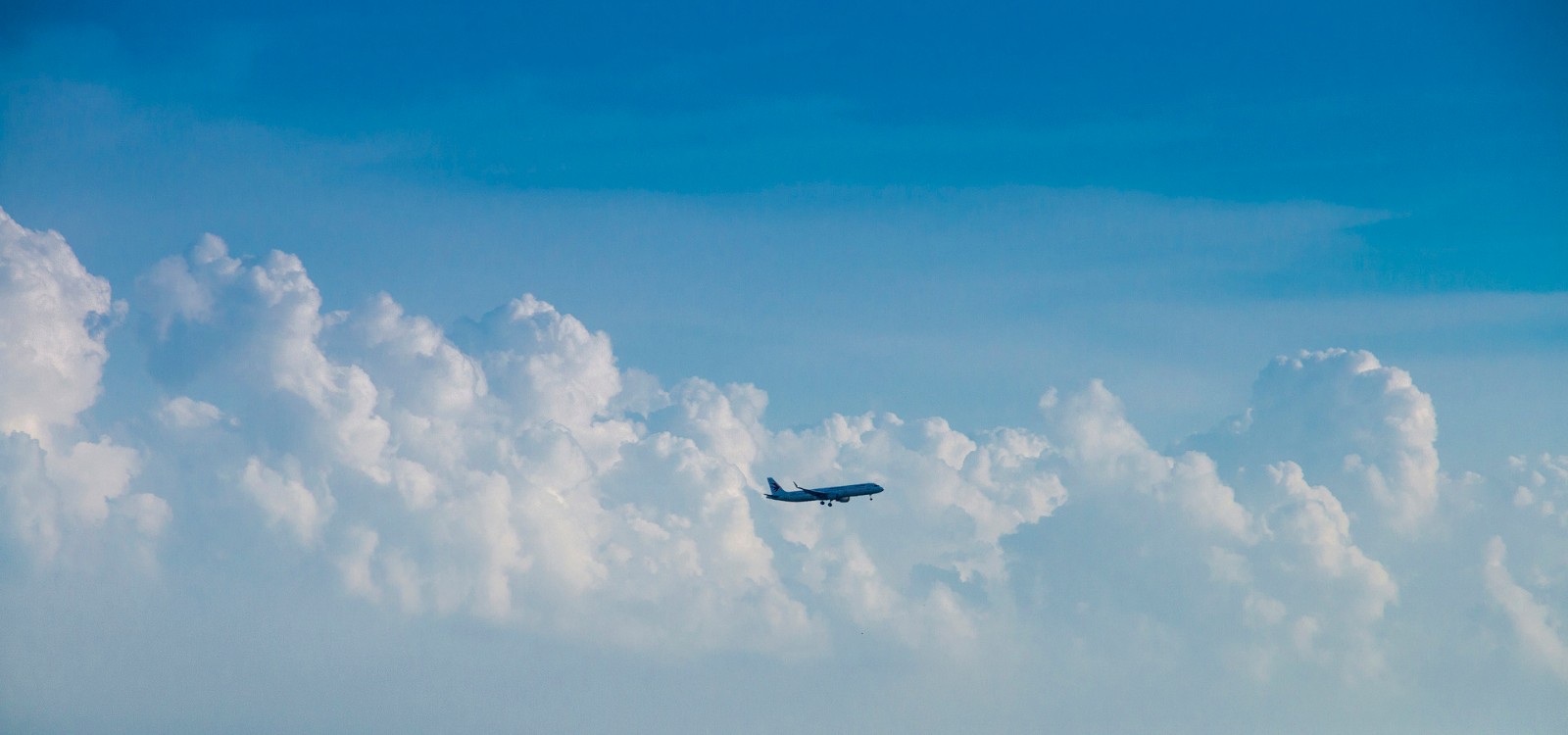 全球航空运输业温暖复苏