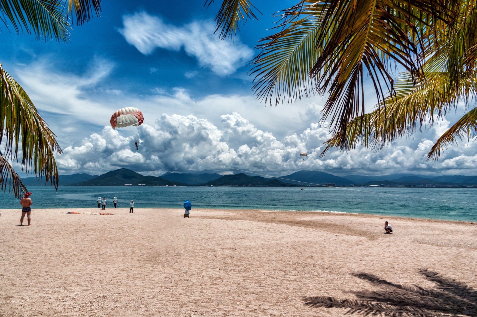 海南：力争今年旅游人数、旅游收入分别增长20％和25％