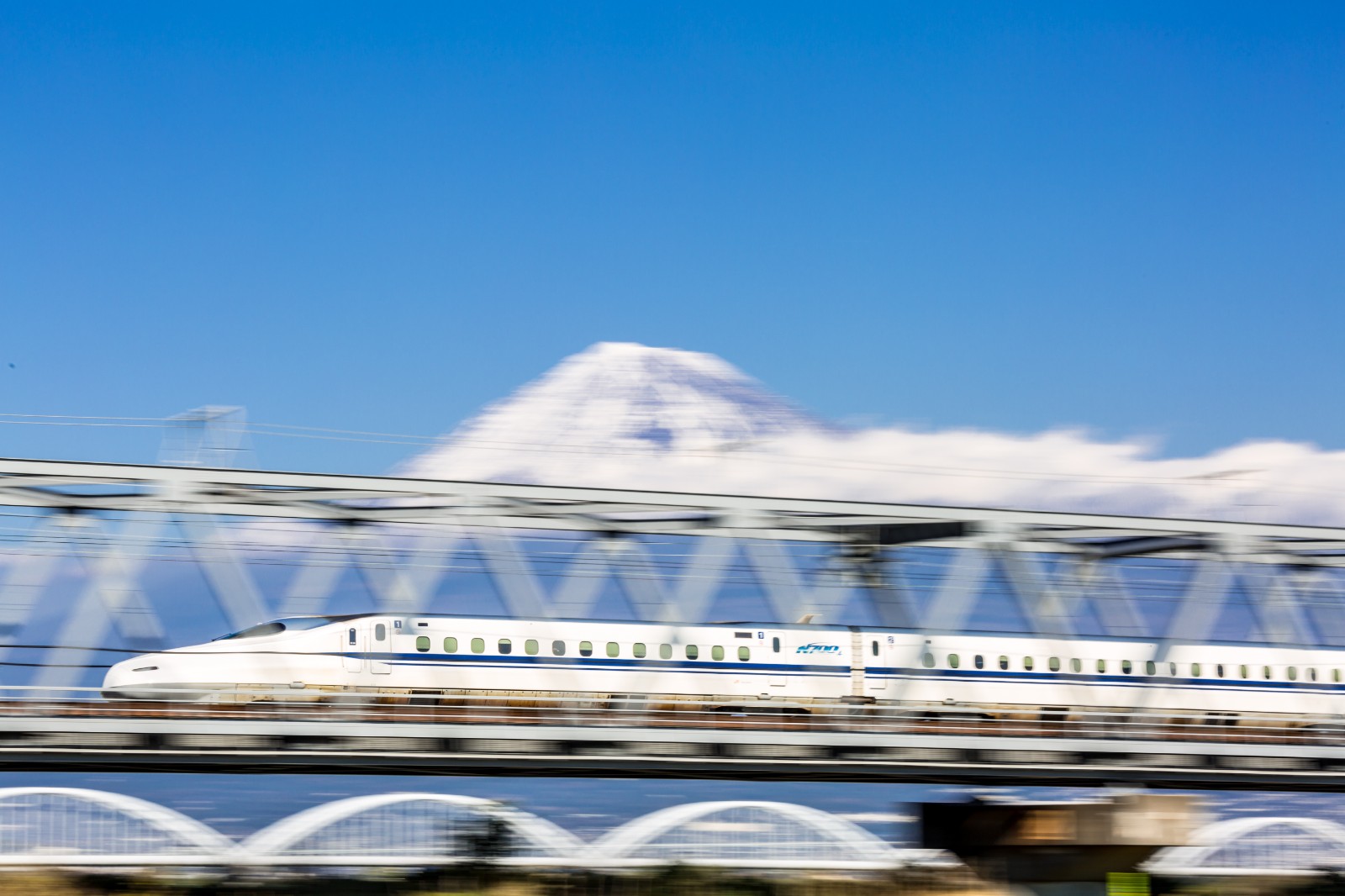 成自宜高铁12月26日开通运营